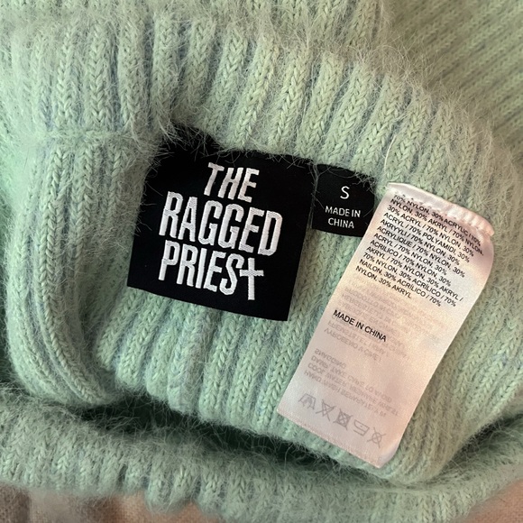 Bicolored knit set from The Ragged Priest - Picture 7 of 11